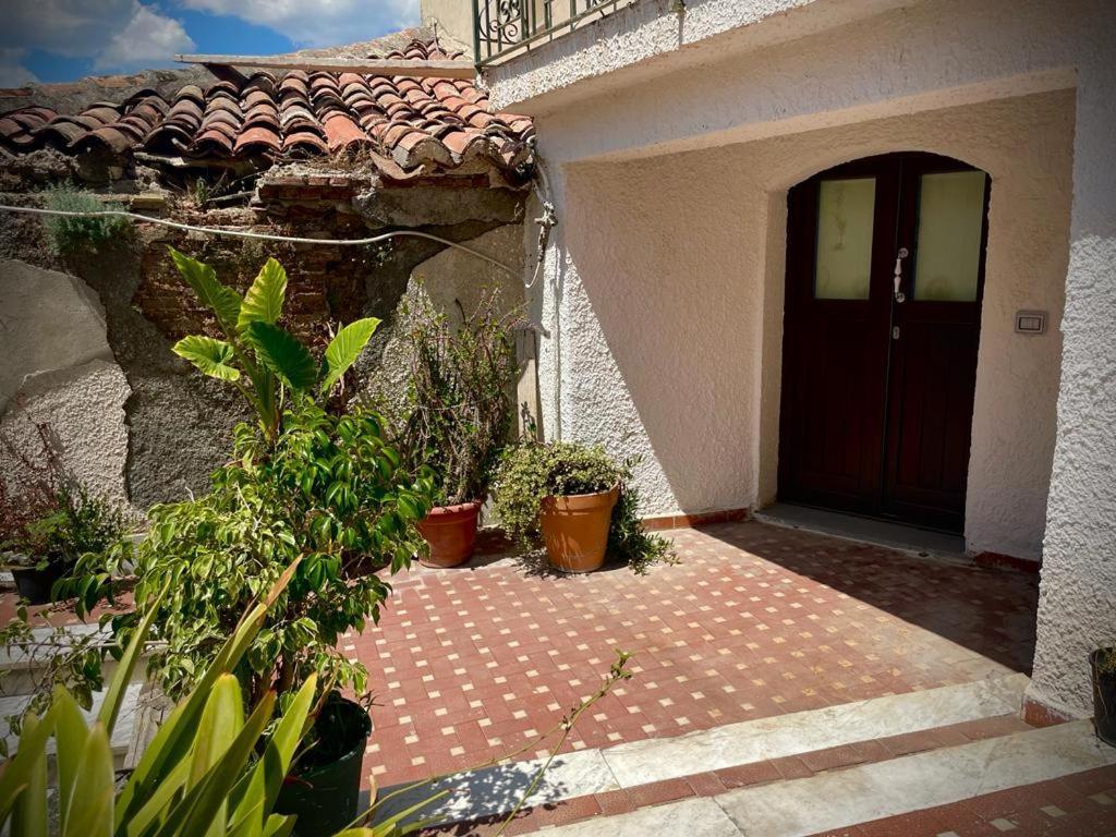 La Casina Di Venere Hotel Savoca Ngoại thất bức ảnh